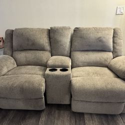 Reclining sofa & loveseat