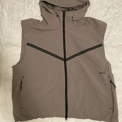 Nike Tech Dri-FIT Woven Hoodie Windrunner vest Gilet Cave Stone brown