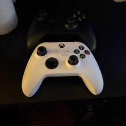Xbox Controllers 