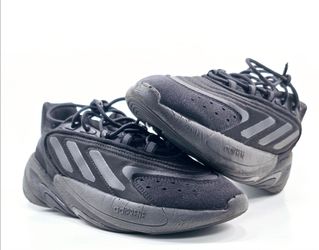 Size 5.5 (GS) - adidas Ozelia Low Triple Black H03131