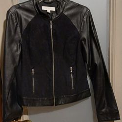 WOMEN'S NEW YORK & COMPANY BRAND BLACK, FAUX LEATHER JACKET, SZ MED, NO TEARS/STAINS DISCOLORATION