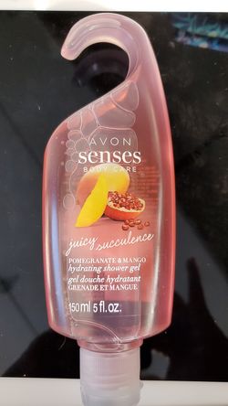 AVON hydrating shower gel in pomegranate and mango