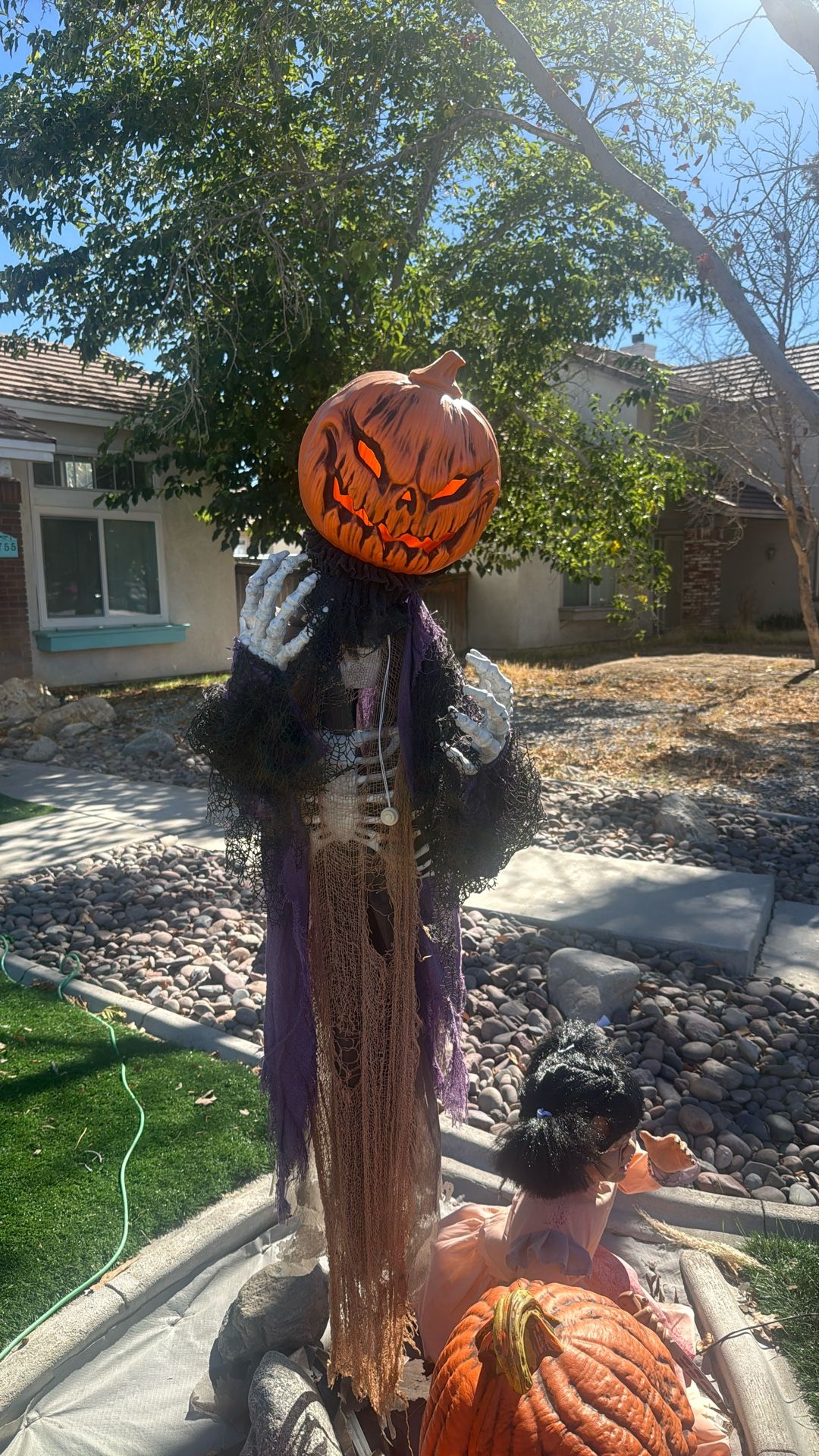 Halloween animatronic