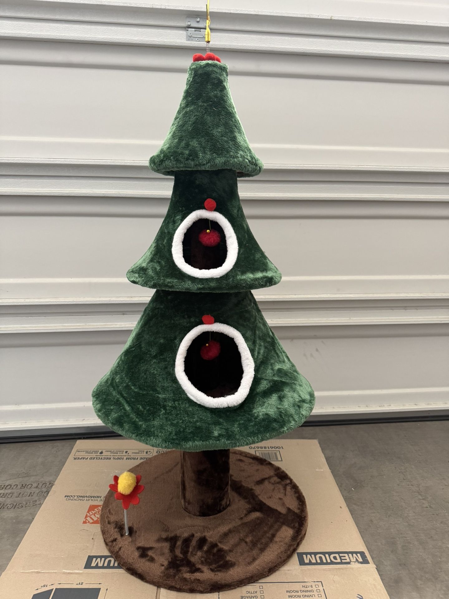 Yitahome Christmas Cat Tree