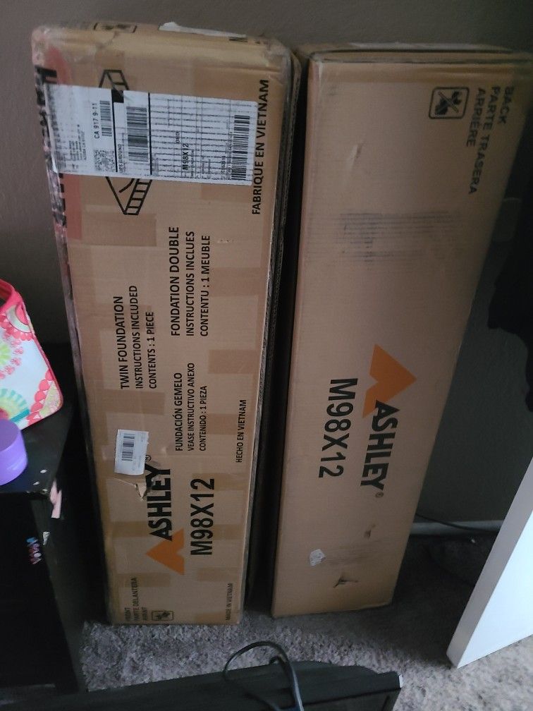 Twin Ashley Bed Frames