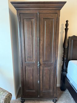Universal Furniture Paula Deen River House Utility Cabinet