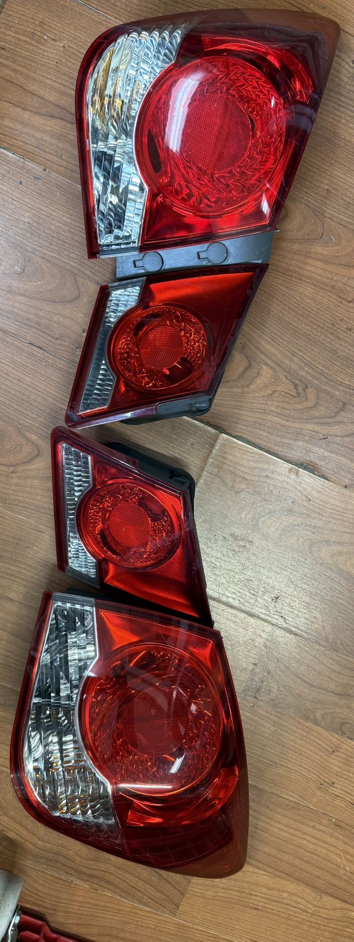 Tail Lights Chevy Cruz