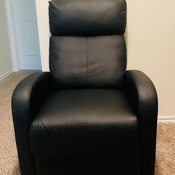 Black recliner massage chair 