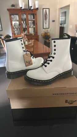 Dr Marten Boots US size 7
