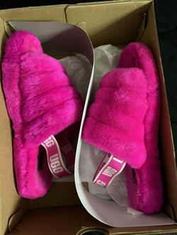 Uggs slides