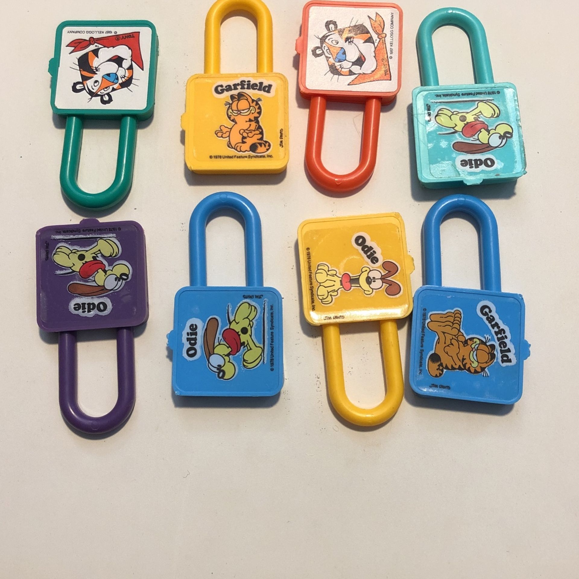 1978 Garfield Cereal Premium Odie Padlock