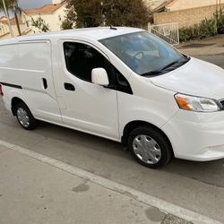 2021 Nissan Nv200