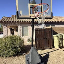 Spalding Adjustable Full Size Basketball Hoop (7.5ft -> 10ft)