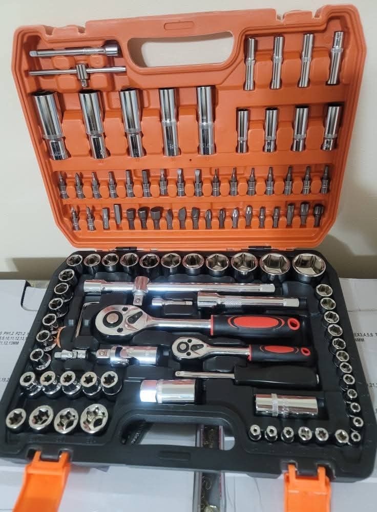 108 Pieces Socket Kit