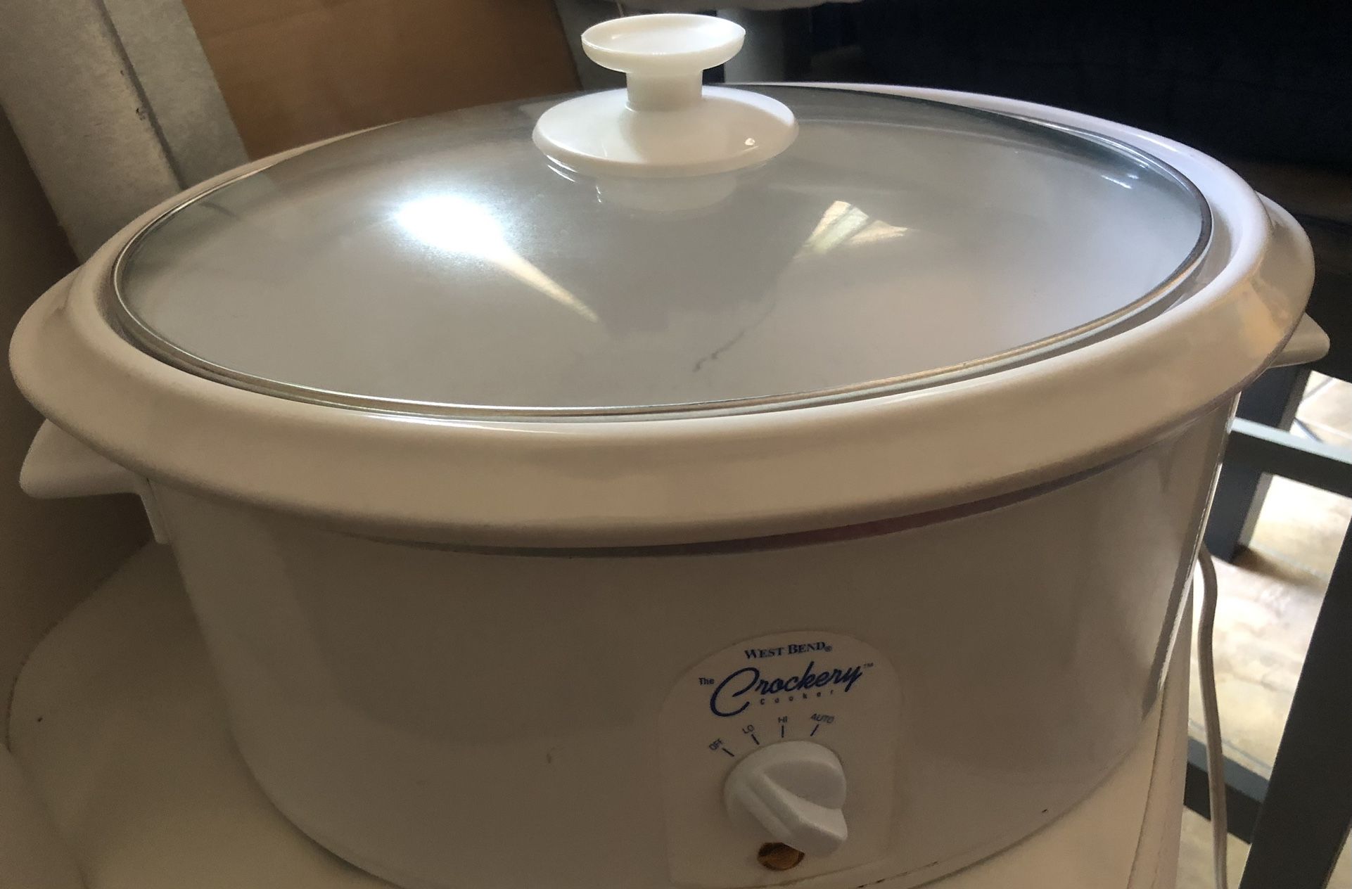 White Crockpot.