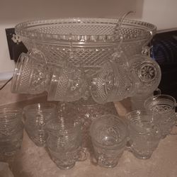 VINTAGE WEXFORD DOUBLE PUNCH BOWL PEDESTAL SET 