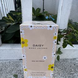 Daisy Marc Jacob Eau So fresh 