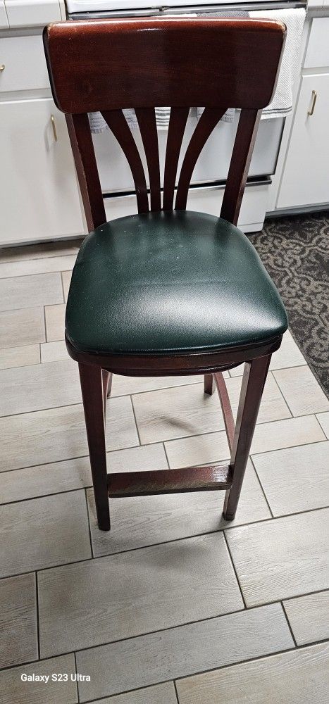4 Stools