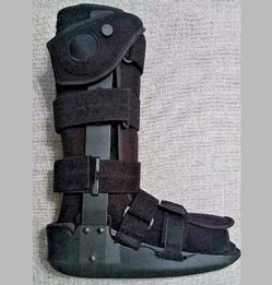 Breg walking boot w/ pump foot/ankle brace