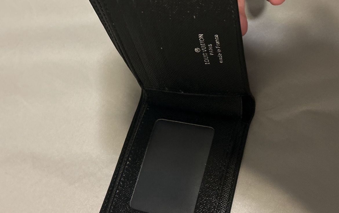 Louis Vuitton Wallet Balck 