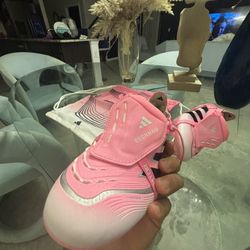 Adidas Predator BECKHAM Size 5 Kids 