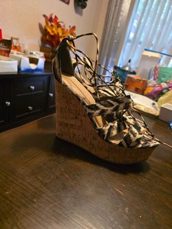 Size 9 Leopard Print Strappy Lace-Up Cork Wedges