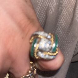 18k Ring Real Diamonds 