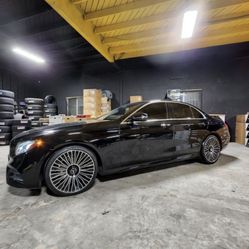 20 INCH NEW WHEELS STAGGERED MAYBACH STYLE FOR MERCEDES BENZ E300 E350 S550 S450 S560 S580 WITH NEW TIRES !!!