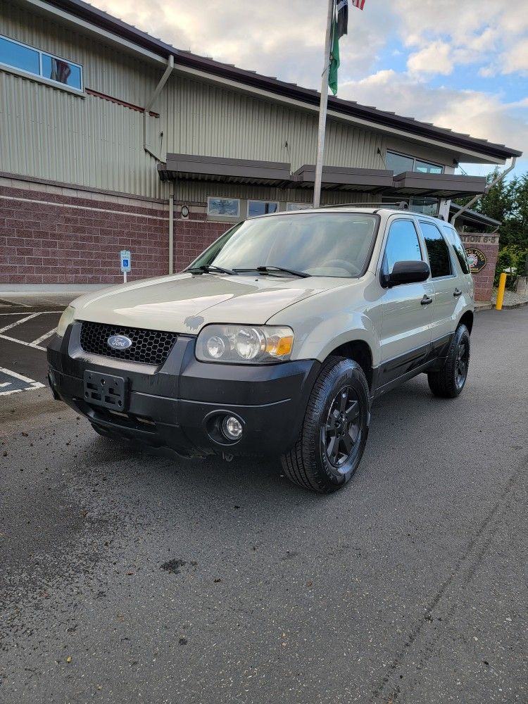 2005 Ford Escape