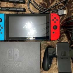 Nintendo Switch 