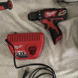 Milwaukee Multi Tool And Drill 