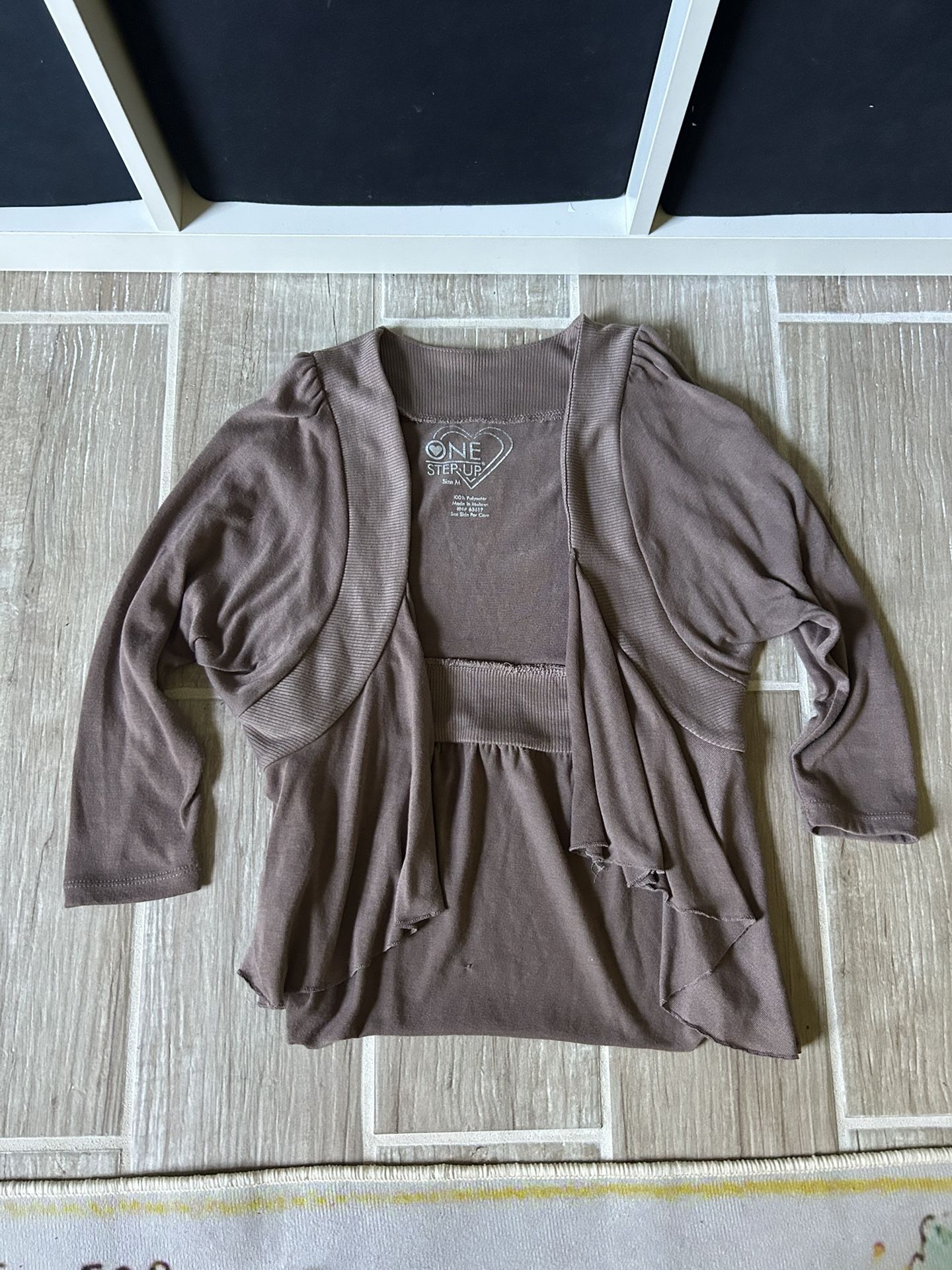 One Step Up Size Medium Womens 100% Polyester Taupe Cardigan