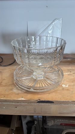 Cake stand