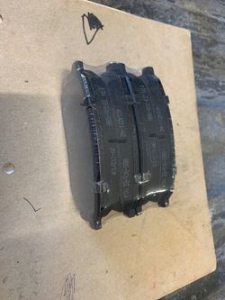 2000 Toyota Tacoma Front/Rear brake pads