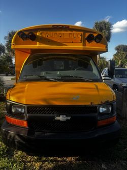 2009 Chevrolet 3500 Express