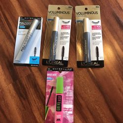 NEW Mascara