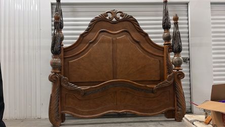 King size bed Frame