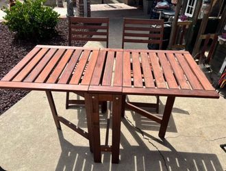 Folding wood table and 2 chairs set