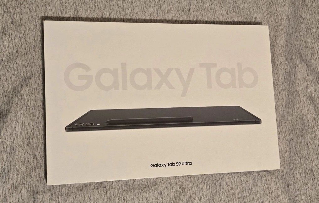 Samsung Galaxy tab S9 Ultra 14.6” 256gb WiFi with S pen