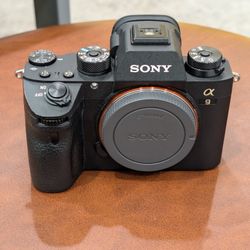 Sony a9 Mirrorless Camera - Body Only