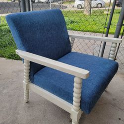 One Accent Chair 
