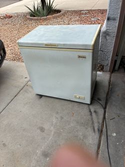 Magic chef freezer