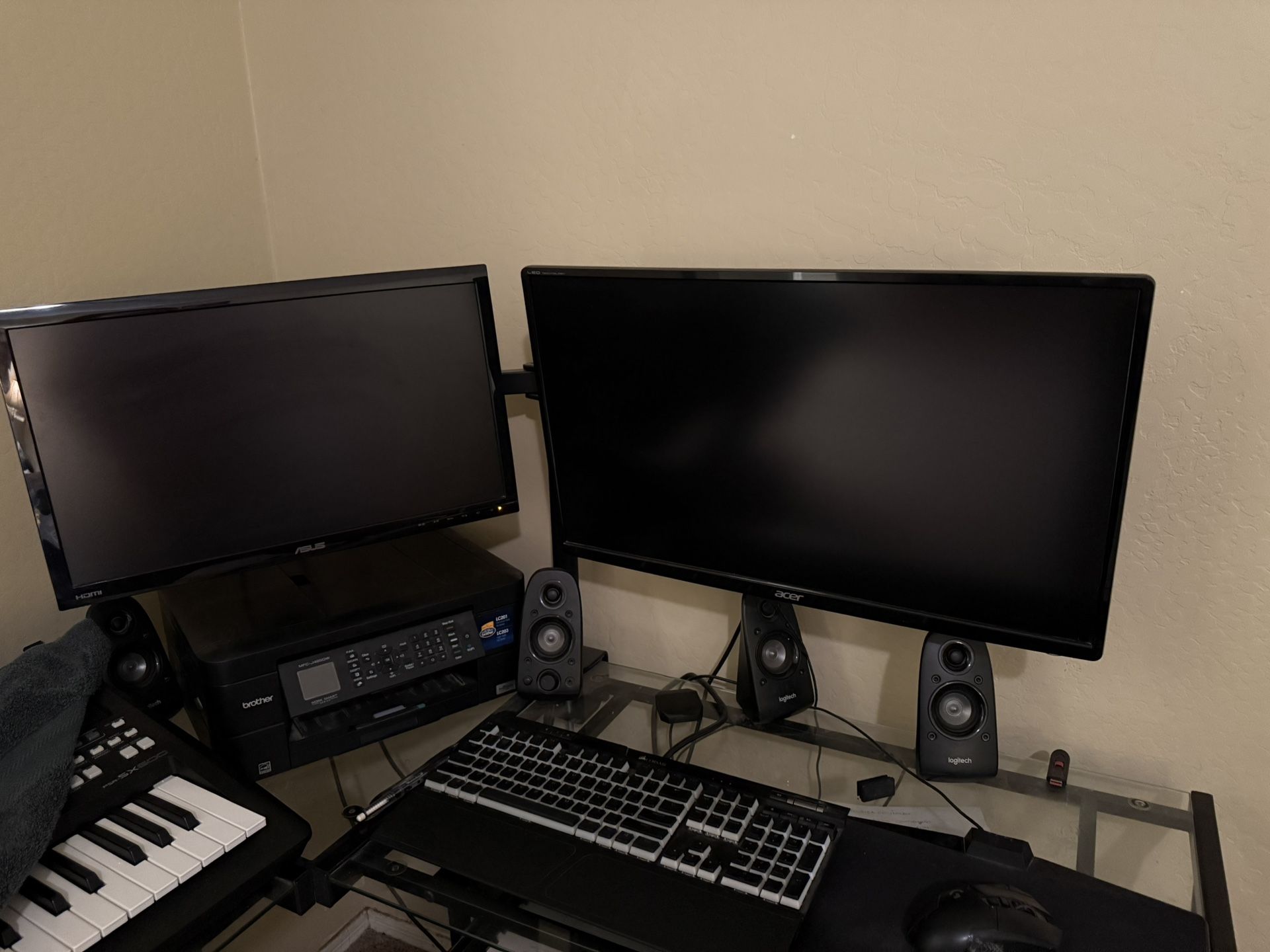 Pc With Monitor & Printer