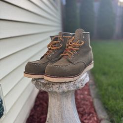 Red Wing 8857 9D Loden Green Moc Toe