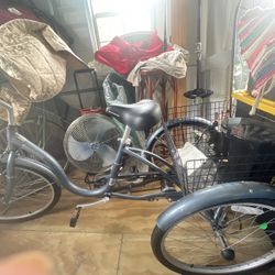 Schwinn Meridian Adult Tricycle Bike, Three Wheel Beach Cruiser, 24 & 26-Inch Wheels, Low Step-Through Aluminum Frame, Adjustable Handlebars, Large Cr