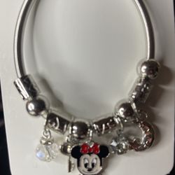 Disney Minnie Mouse Silver Charm Bracelet Dangle Beads Flexible