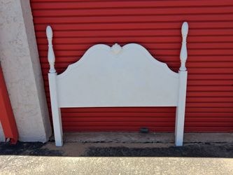 White Wood Headboard with Finial Posts
