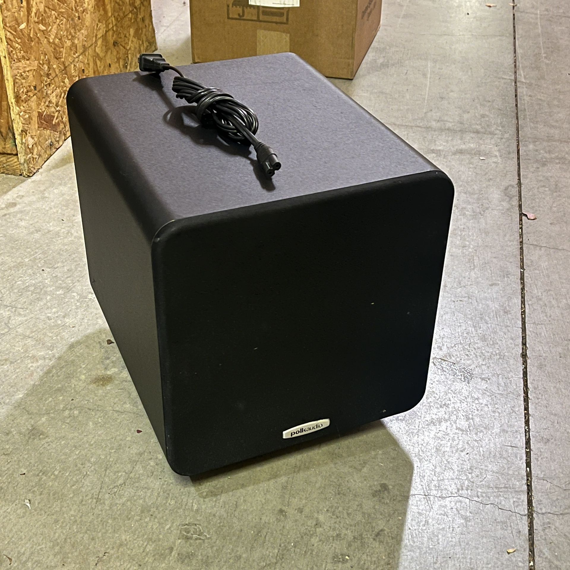 Polk Audio PSW111 8'' Powered Subwoofer (Black)