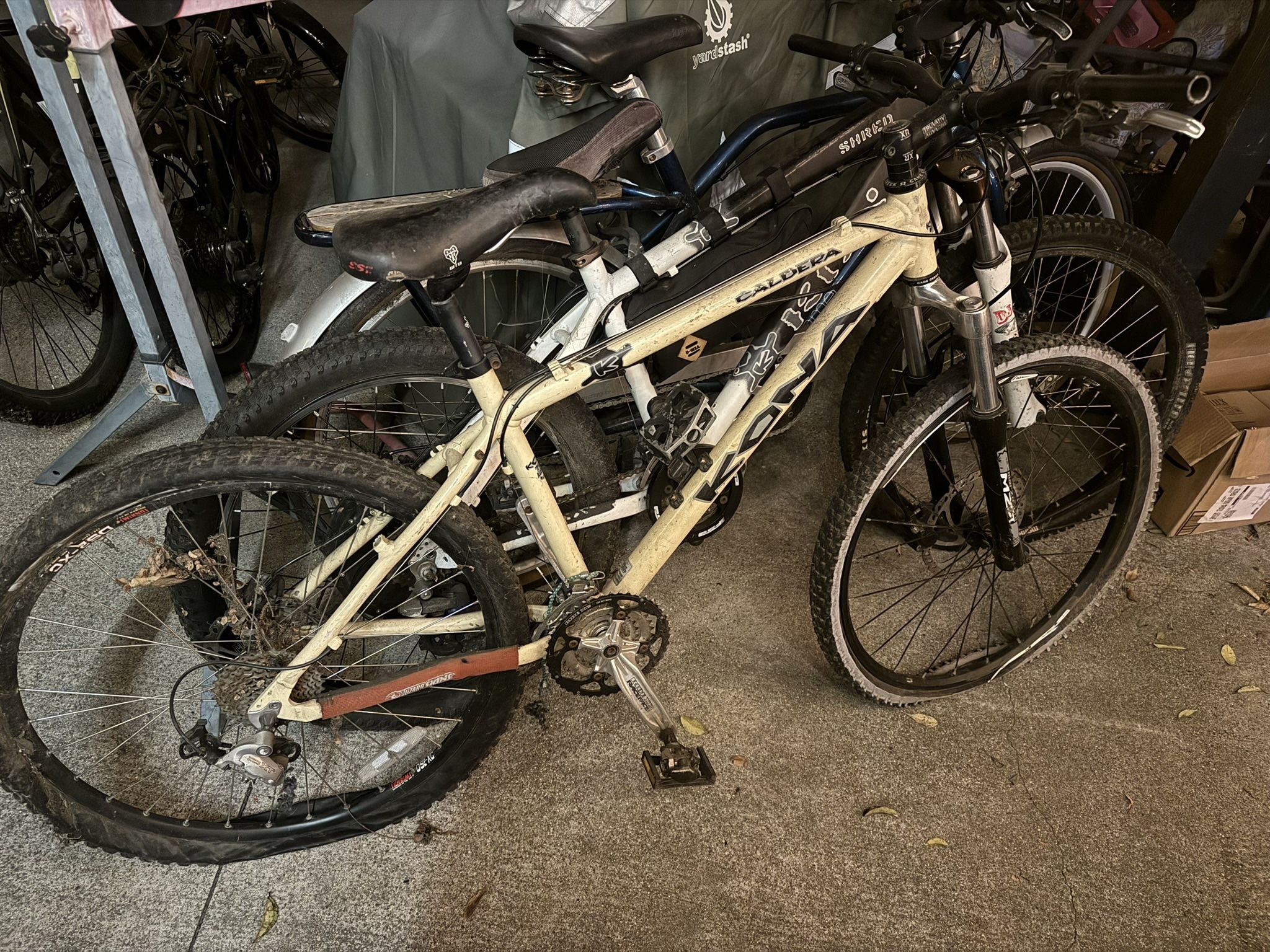 Kona Caldera Mountain Bike Bikes & Cycling - Bikes & Cycling