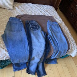 Woman. Jeans. Size. 30